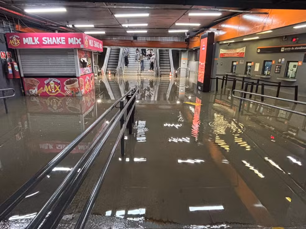 Chuva provoca alagamentos em São Paulo (Foto: Reprodução/Arquivo Pessoal)